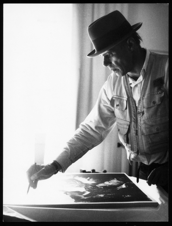 Joseph Beuys. Photo by Buby Durini, courtesy Kino Lobber / Zero One Film / Archivio Storico De Domino Durini.