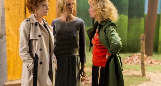 Caroline Sihol as Tamara, Sandrine Kiberlain as Monica, and Sabine Azéma as Kathryn in LIFE OF RILEY, a film by Alain Resnais.