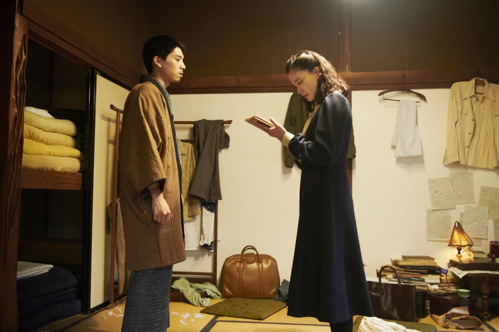 Ryôta Bandô and Yû Aoi in a scene from Wife of a Spy, courtesy Kino Lorber