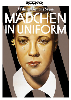 Mädchen in Uniform